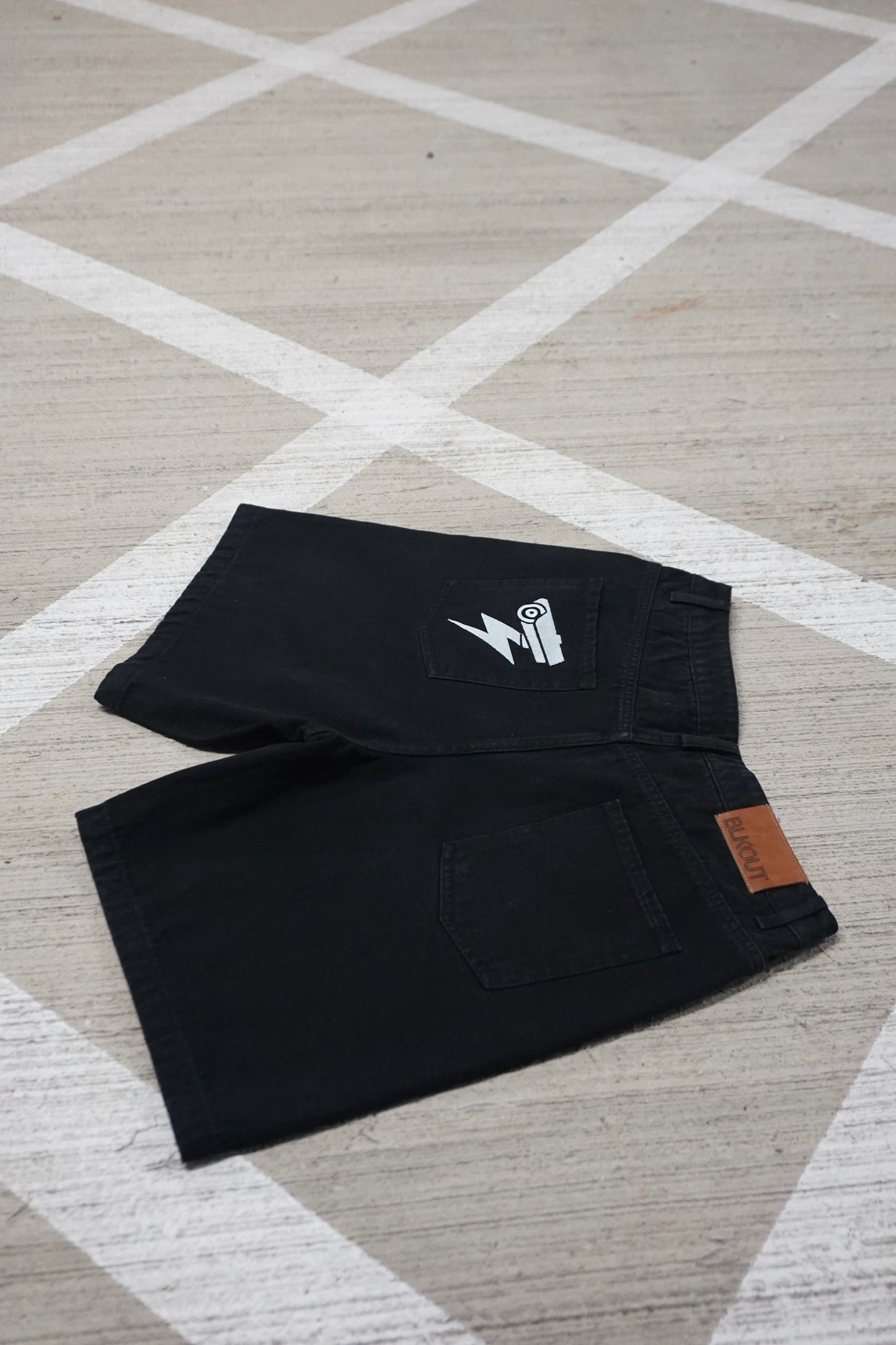 Blackout Jorts